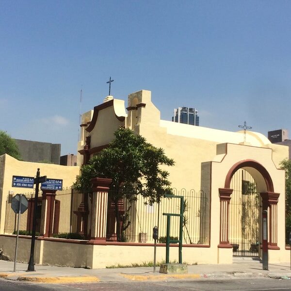 capilla los dulces nombres monterrey nuevo leon