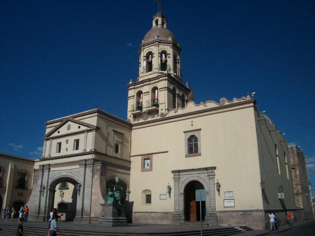 capilla santa cruz monterrey nuevo leon 3