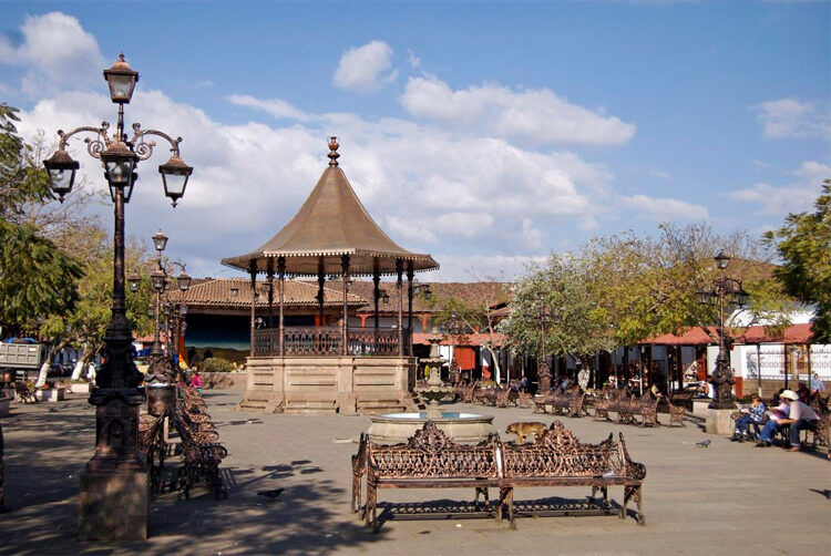 parroquia cristo rey salvador escalante michoacan