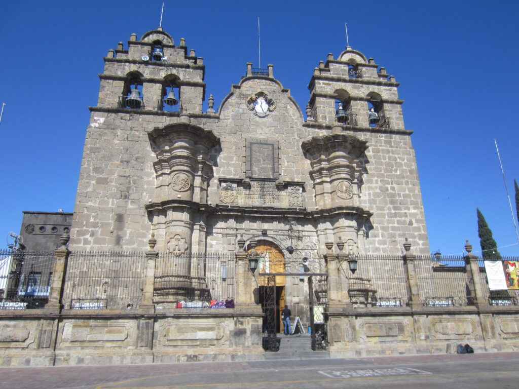 parroquia crucifixion del senor guadalajara jalisco