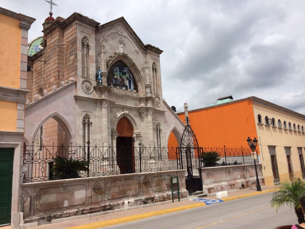 parroquia la sagrada familia puebla