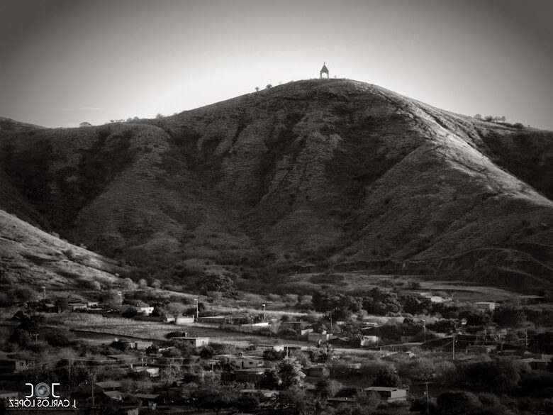 parroquia la santa cruz arcelia guerrero