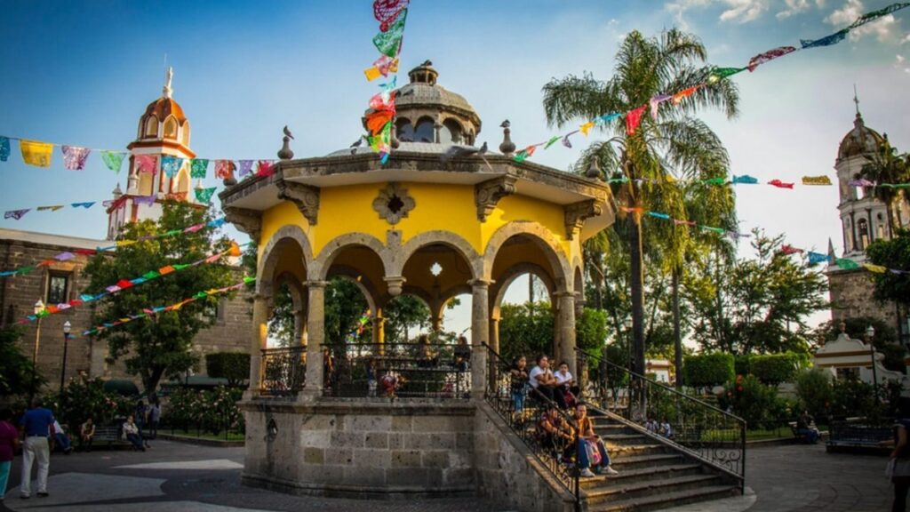 parroquia nuestra senora del refugio tlaquepaque jalisco