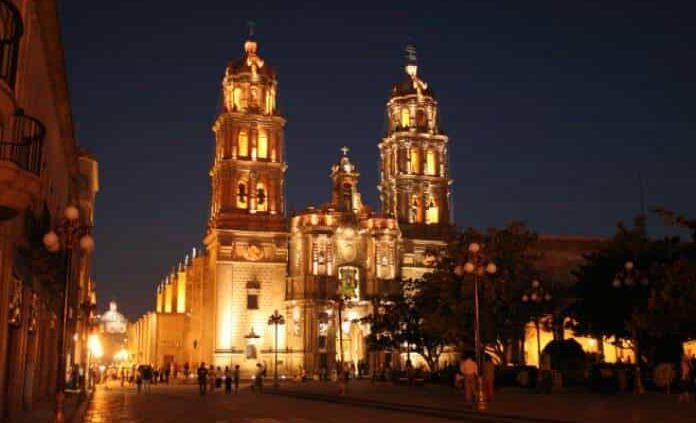 parroquia sagrada familia san luis potosi