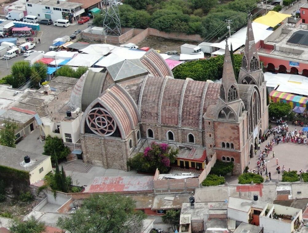 parroquia san bernardo abad leon guanajuato