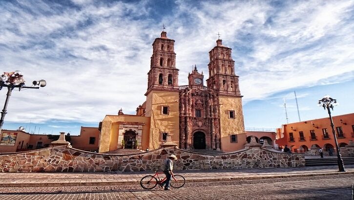 parroquia san pedro apostol manuel doblado guanajuato