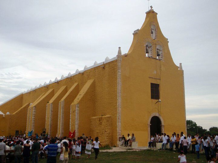 parroquia san pedro y san pablo cacalchen yucatan