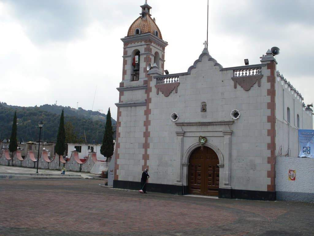 parroquia santa cruz huixquilucan