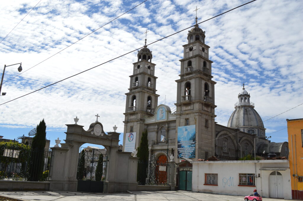 parroquia santa maria de guadalupe naucalpan de juarez mexico