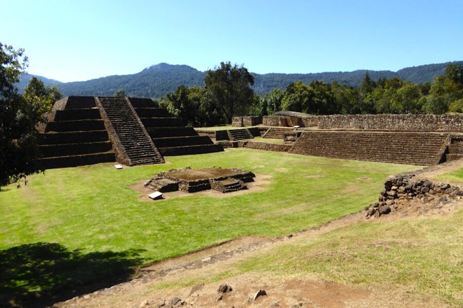 parroquia santiago aapostol tingambato michoacan