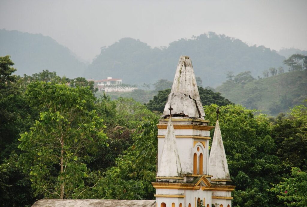 parroquia santiago apostol teapa tabasco