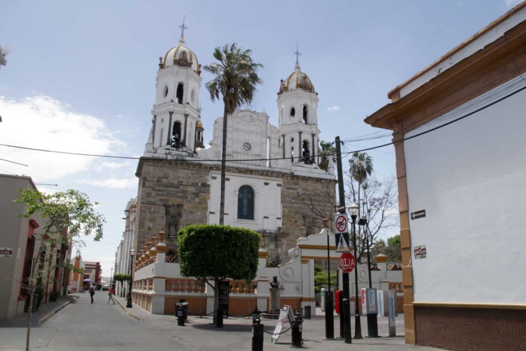 parroquia santos crispin y crispiniano tlaquepaque jalisco