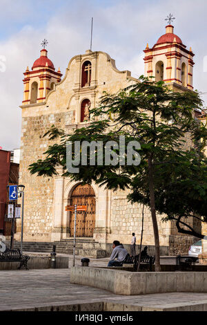 templo de jesus valle de santiago guanajuato